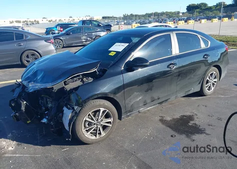 2024 Kia Forte Lxs z USA, uszkodzony, nr VIN 3KPF24ADXRE719449